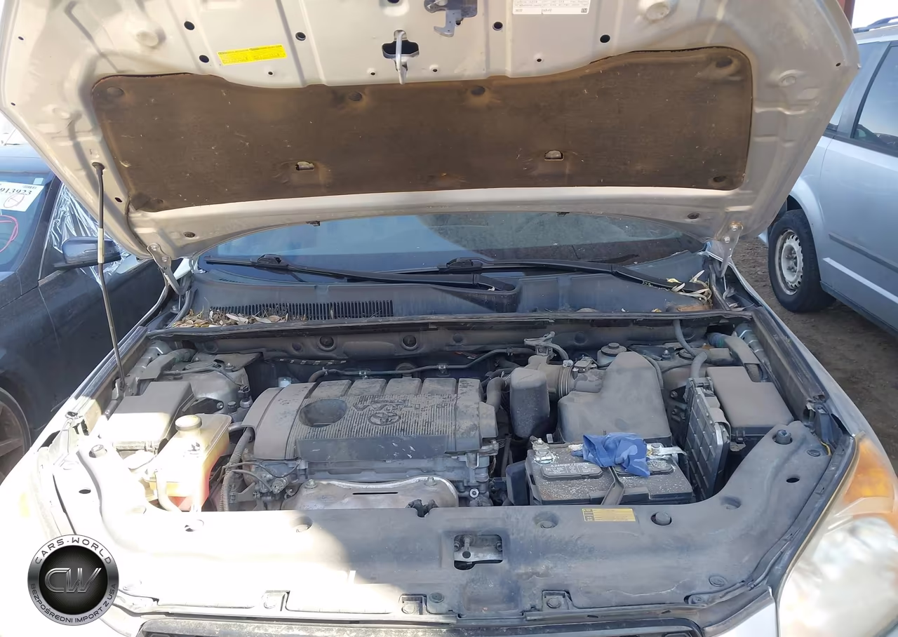 2011 Toyota Rav4 VIN:2T3ZF4DVXBW101760 - 10