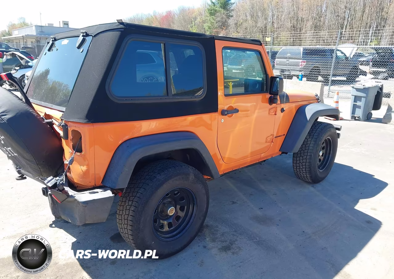 2013 Jeep Wrangler Sport VIN:1C4AJWAG4DL505799 - 4