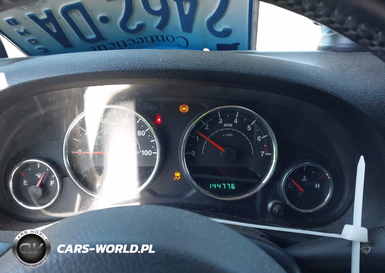 2013 Jeep Wrangler Sport VIN:1C4AJWAG4DL505799 - 7
