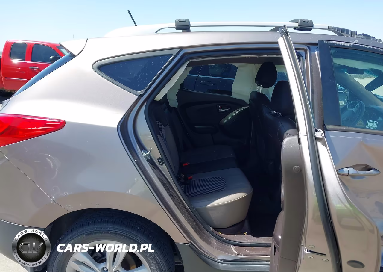 2012 Hyundai Tucson Gls VIN:KM8JU3AC9CU340937 - 8