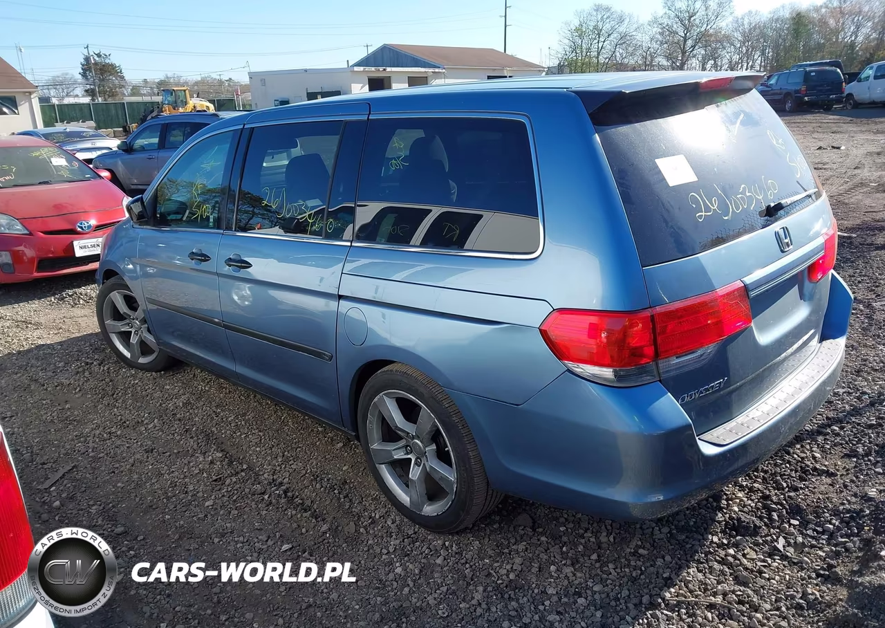 2010 Honda Odyssey Lx VIN:5FNRL3H22AB054635 - 3