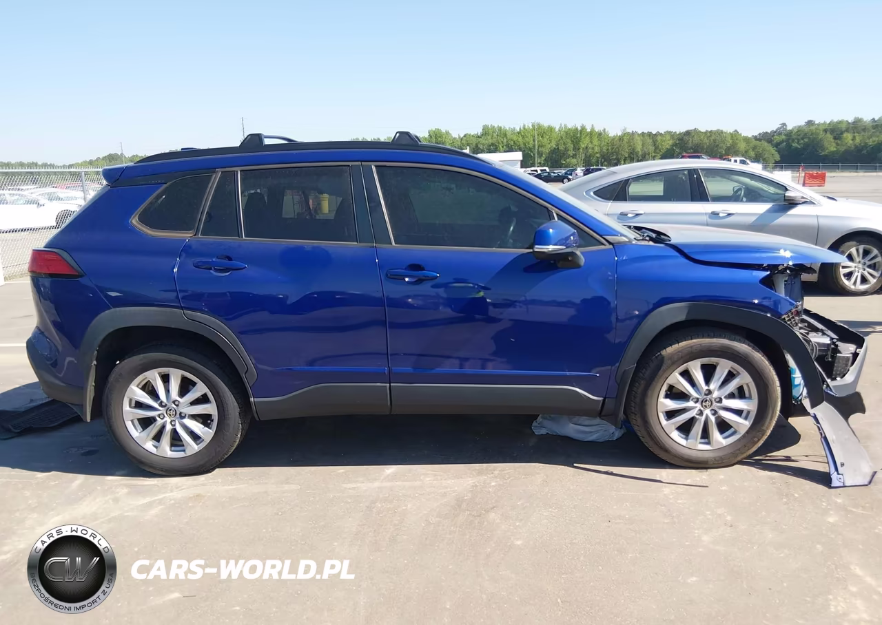 2022 Toyota Corolla Cross Le VIN:7MUBAABG7NV006958 - 14