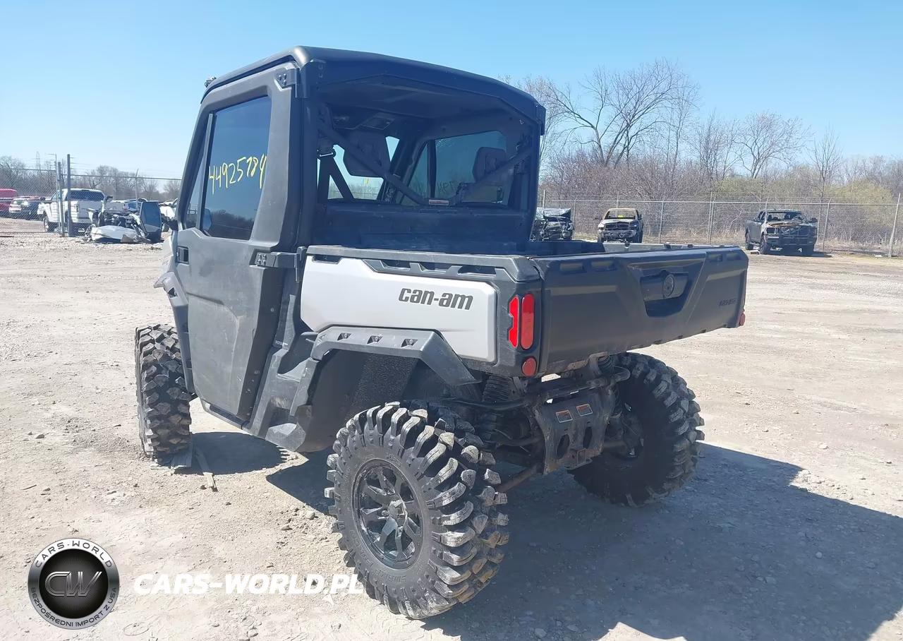 2019 Can-Am Defender VIN:3JBUFAP49KK000236 - 3