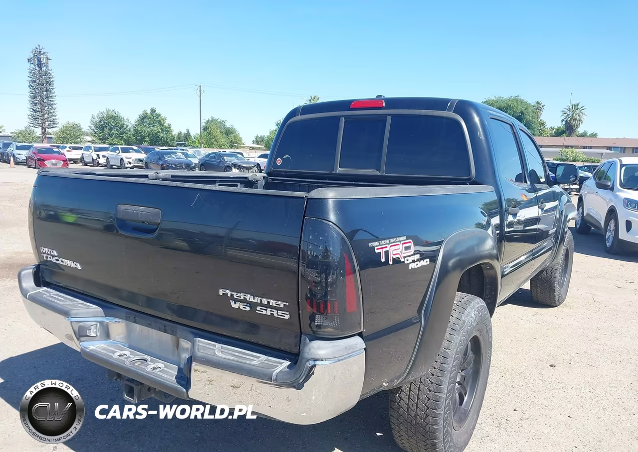 2009 Toyota Tacoma Prerunner V6 VIN:3TMJU62N69M071590 - 4