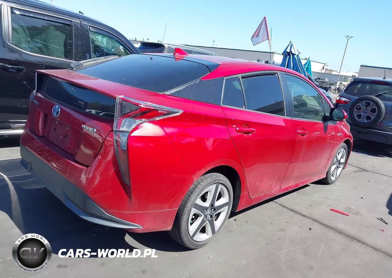 2017 Toyota Prius Three Touring VIN:JTDKARFU4H3529076 - 4
