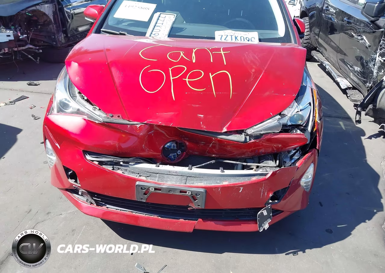 2017 Toyota Prius Three Touring VIN:JTDKARFU4H3529076 - 6