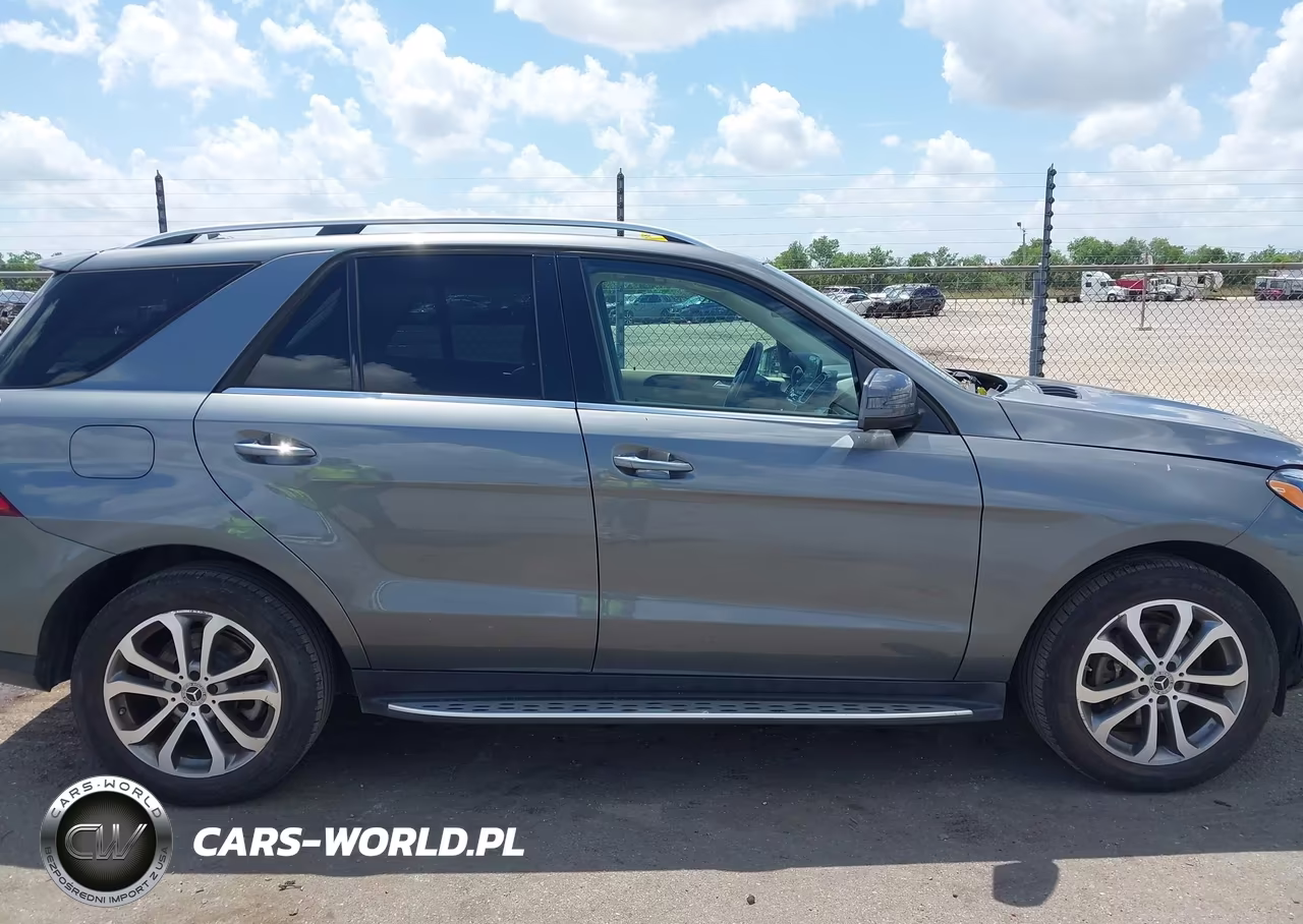 2017 Mercedes-Benz Gle 350 VIN:4JGDA5JB9HA952542 - 13