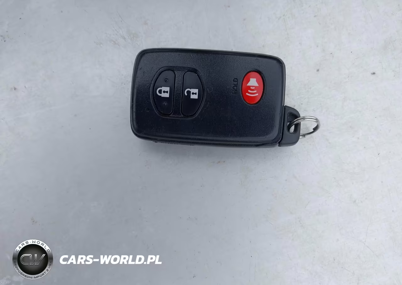 2015 Toyota Prius Two VIN:JTDKN3DU5F0436490 - 11