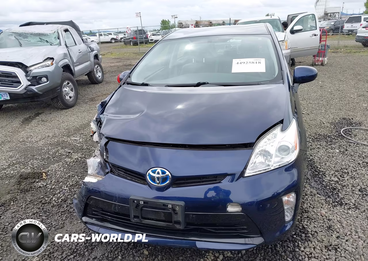 2015 Toyota Prius Two VIN:JTDKN3DU5F0436490 - 13
