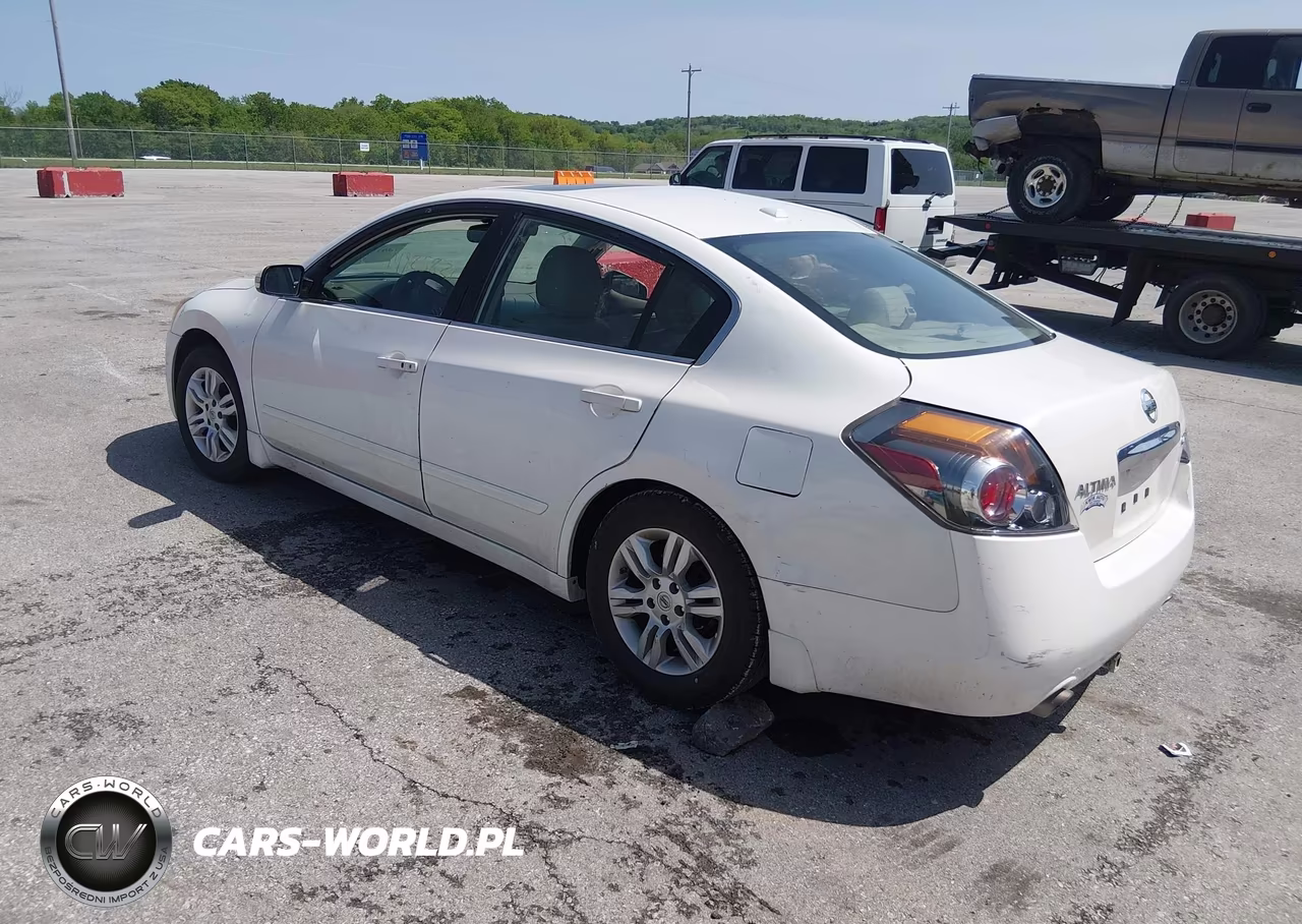 2012 Nissan Altima 2.5 S VIN:1N4AL2AP5CN411796 - 3