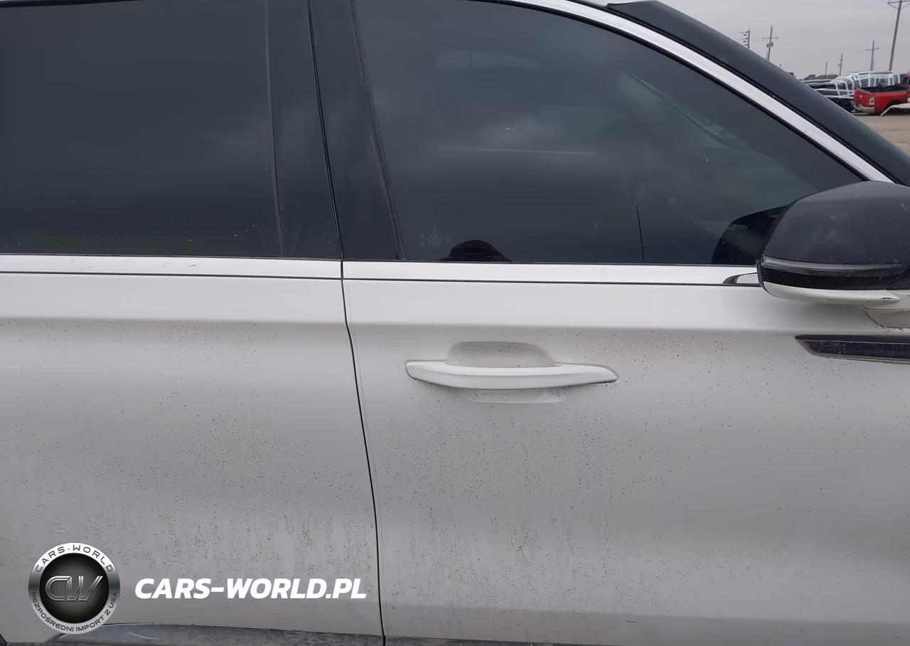 2023 Lincoln Aviator Standard VIN:5LM5J6WC7PGL18439 - 14