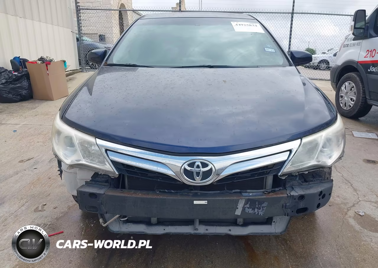 2014 Toyota Camry Le VIN:4T4BF1FK1ER386922 - 12