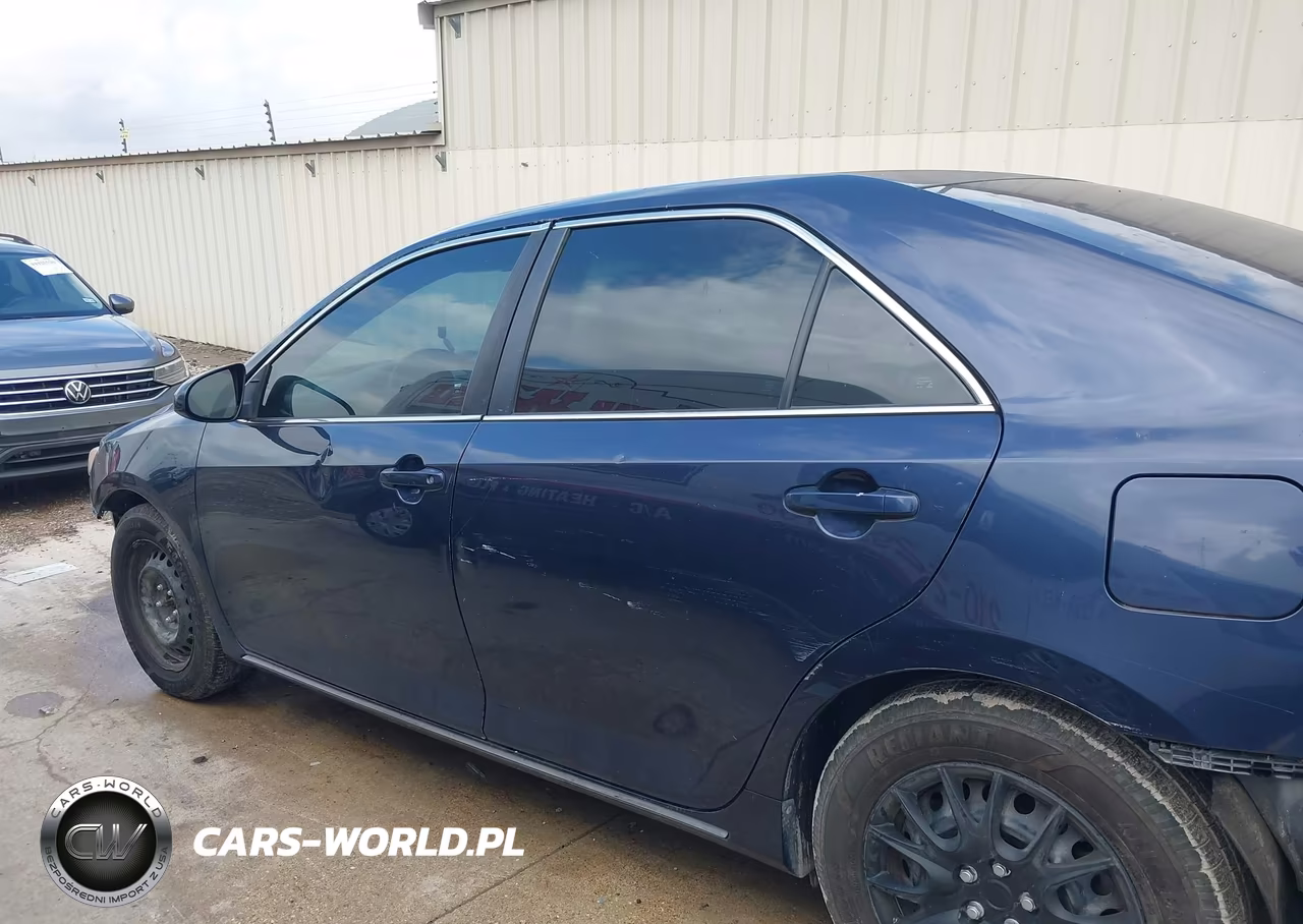 2014 Toyota Camry Le VIN:4T4BF1FK1ER386922 - 14