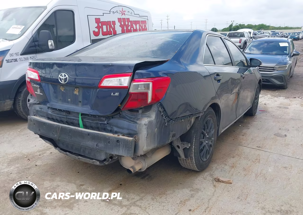 2014 Toyota Camry Le VIN:4T4BF1FK1ER386922 - 4
