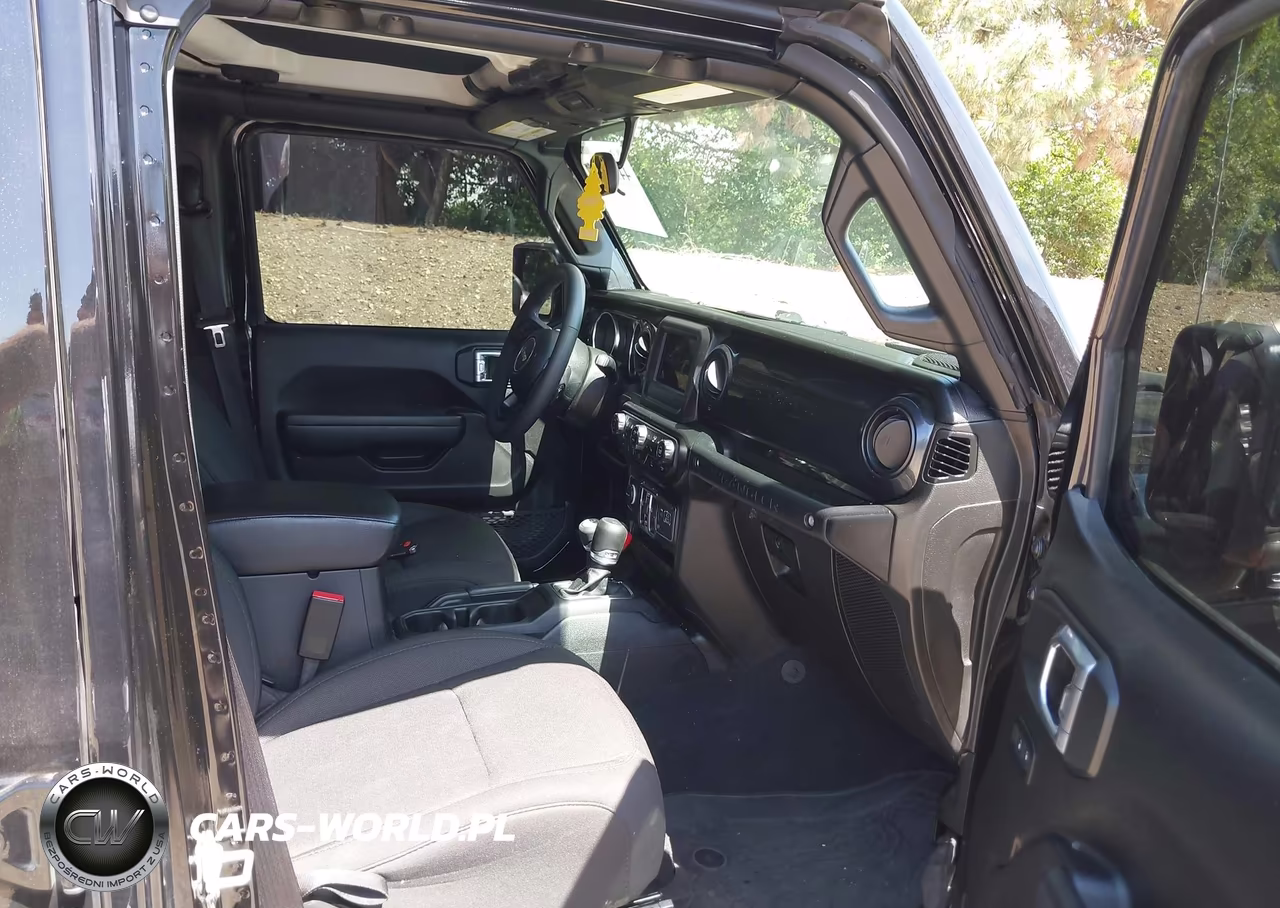 2023 Jeep Wrangler 4-Door Sport Altitude 4X4 VIN:1C4HJXDNXPW675036 - 5