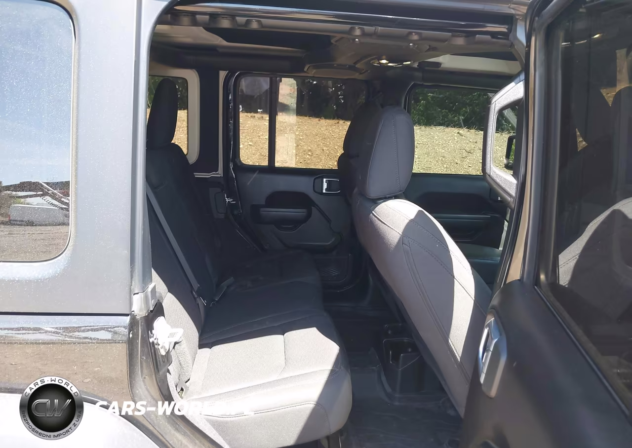 2023 Jeep Wrangler 4-Door Sport Altitude 4X4 VIN:1C4HJXDNXPW675036 - 8