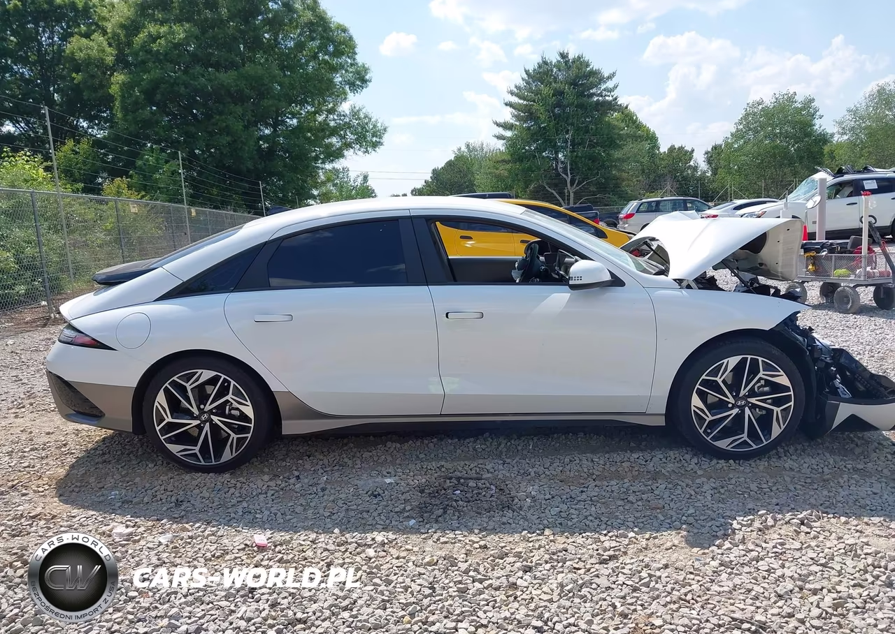 2025 Hyundai Ioniq 6 Sel VIN:KMHM34AA7SA092076 - 12