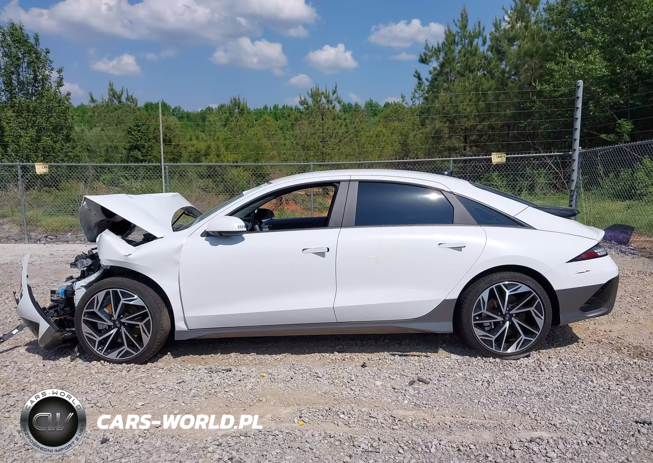 2025 Hyundai Ioniq 6 Sel VIN:KMHM34AA7SA092076 - 13