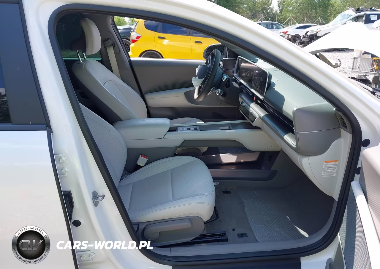 2025 Hyundai Ioniq 6 Sel VIN:KMHM34AA7SA092076 - 5