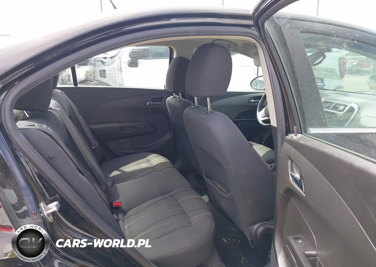 2018 Chevrolet Sonic Lt Auto VIN:1G1JD5SH3J4125747 - 8