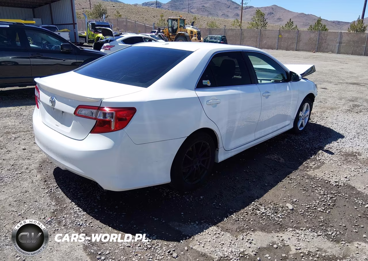 2012 Toyota Camry Se VIN:4T1BF1FK6CU142996 - 4