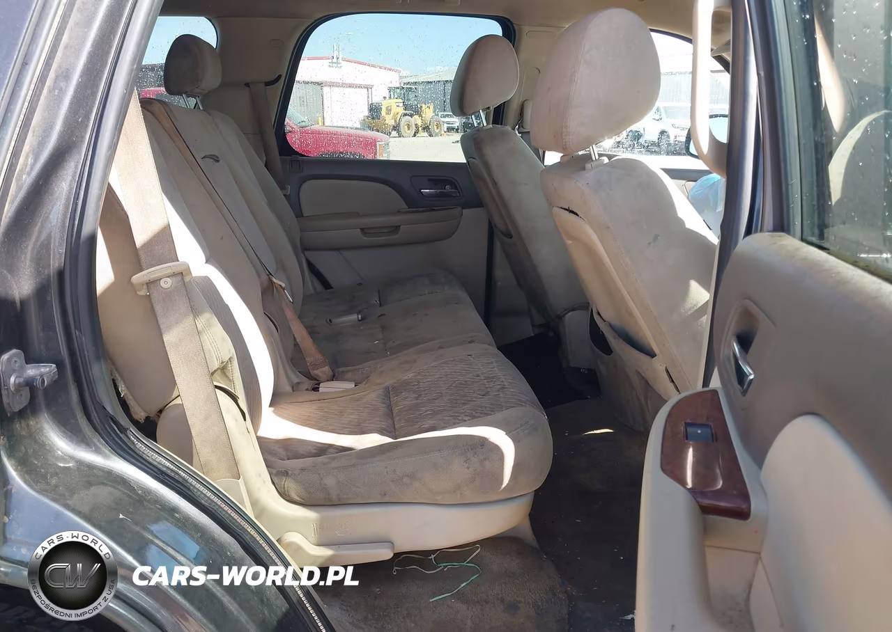 2010 Chevrolet Tahoe Ls VIN:1GNUCAE04AR291789 - 8