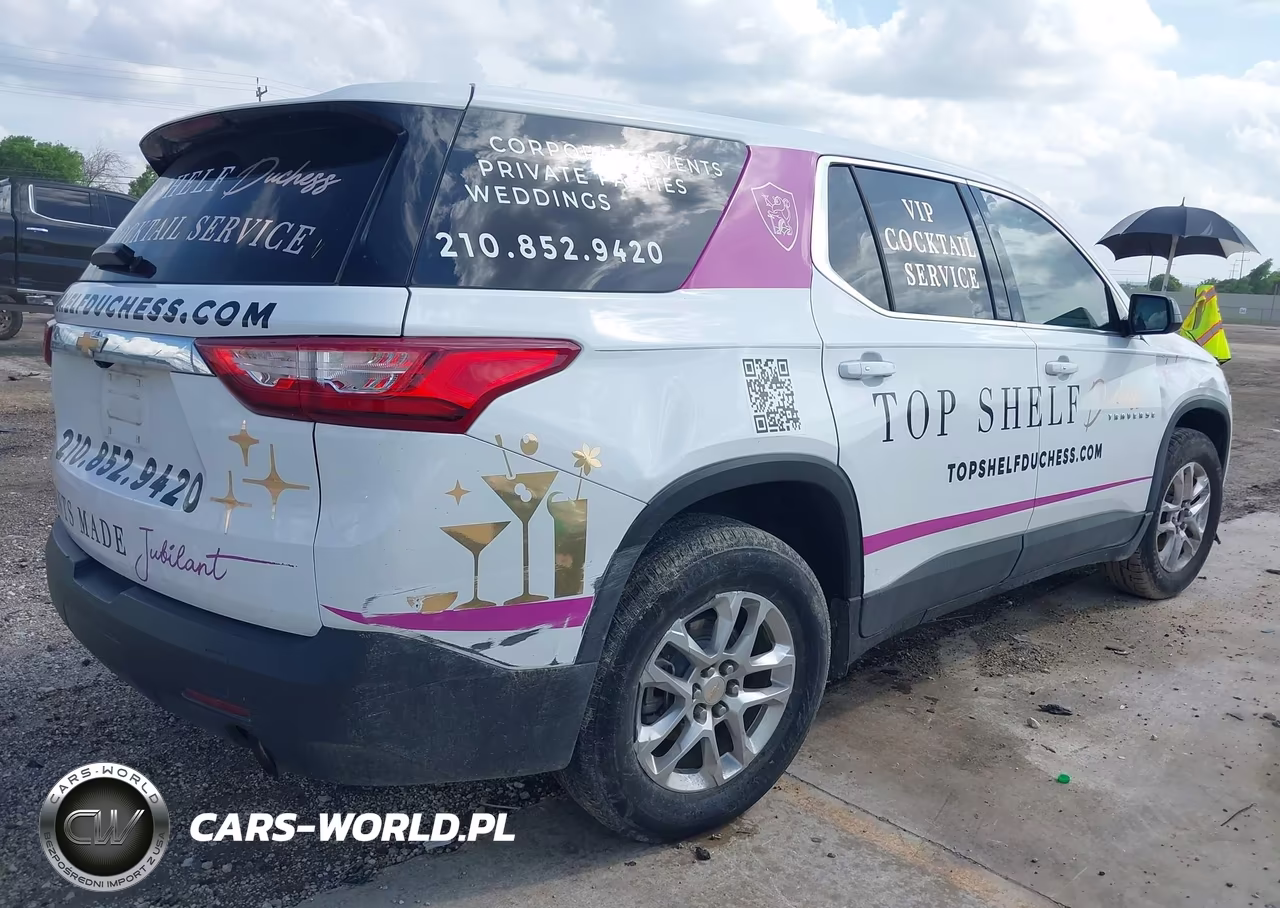 2020 Chevrolet Traverse Fwd Ls VIN:1GNERFKW0LJ202827 - 4