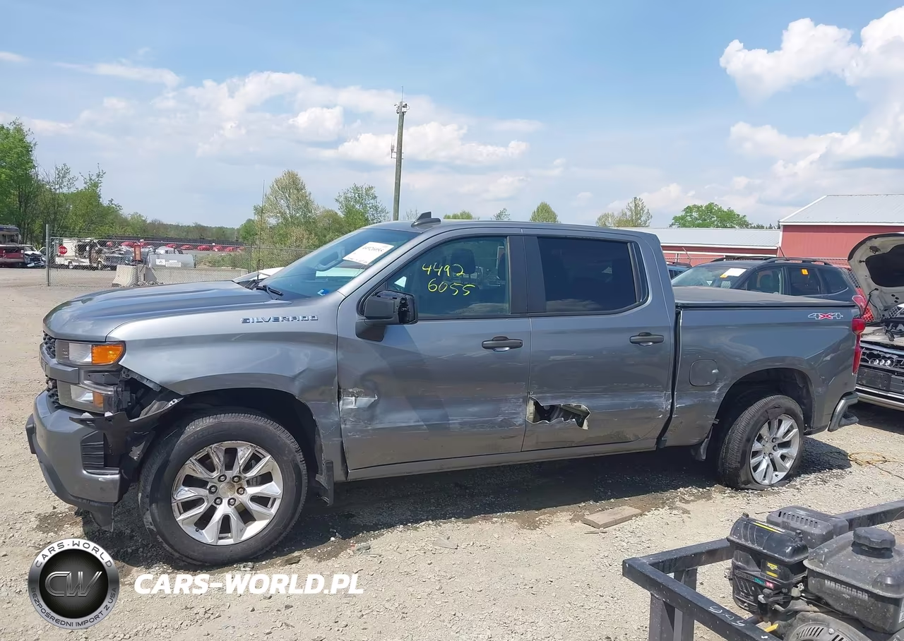 2020 Chevrolet Silverado 1500 4Wd Short Bed Custom VIN:1GCPYBEK2LZ135283 - 14