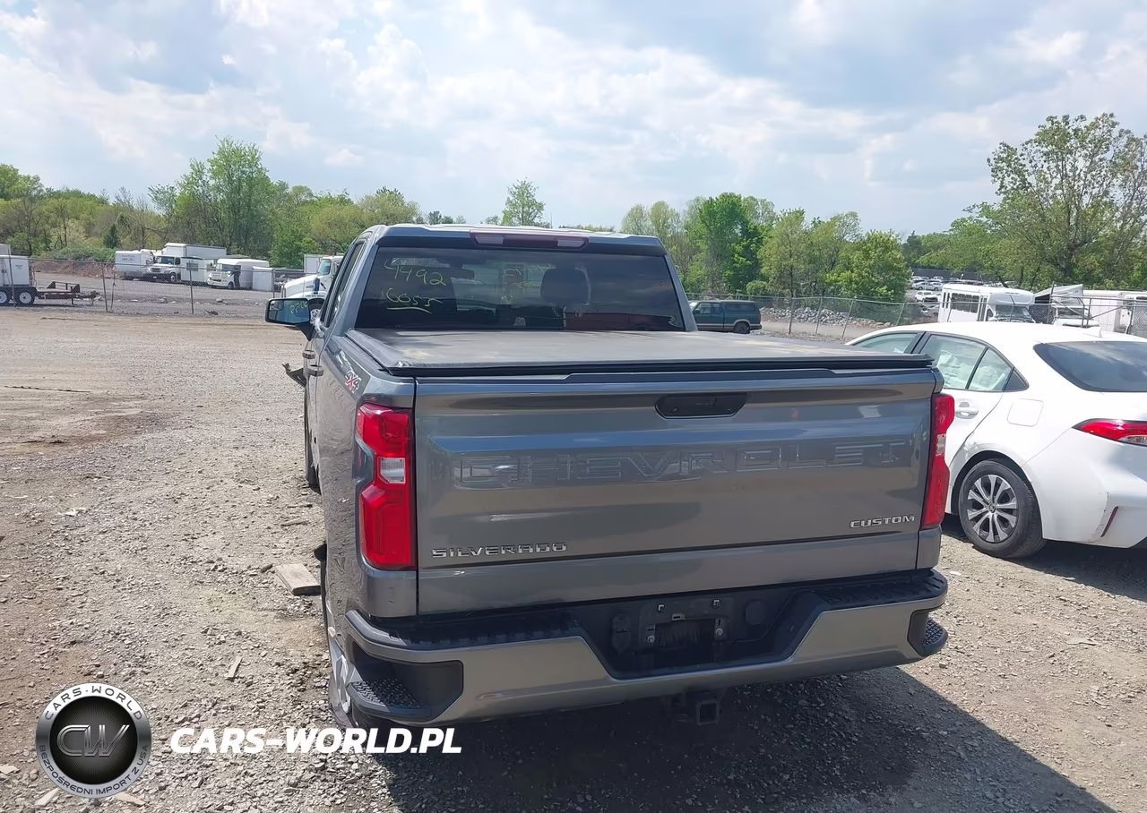 2020 Chevrolet Silverado 1500 4Wd Short Bed Custom VIN:1GCPYBEK2LZ135283 - 16