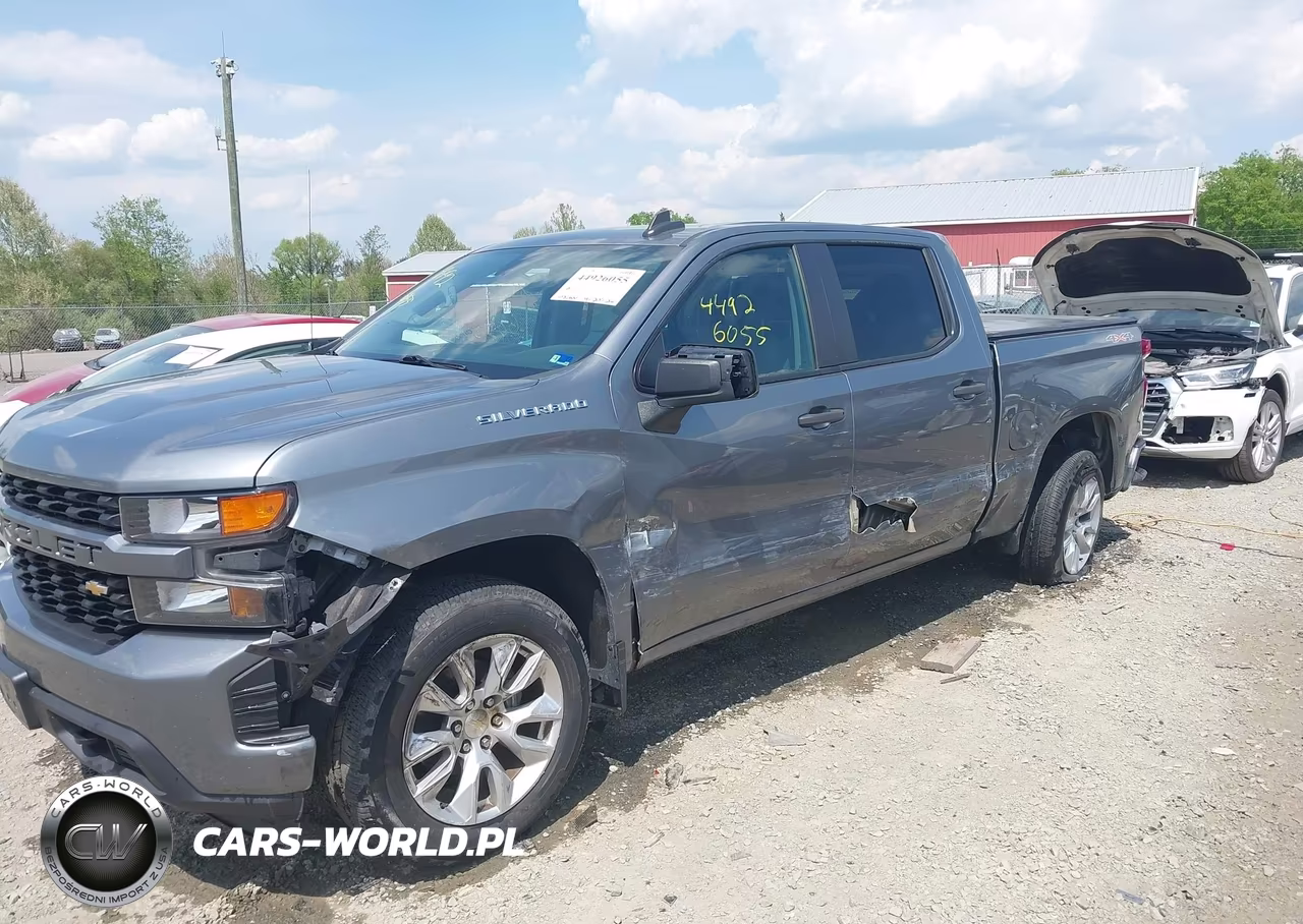 2020 Chevrolet Silverado 1500 4Wd Short Bed Custom VIN:1GCPYBEK2LZ135283 - 2