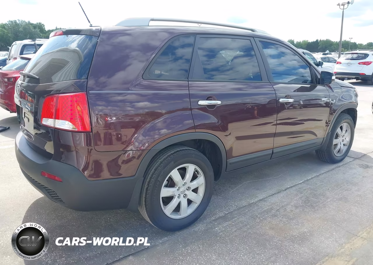 2013 Kia Sorento Lx VIN:5XYKT3A60DG401276 - 4