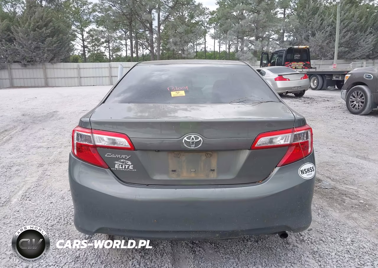 2014 Toyota Camry L VIN:4T1BF1FK1EU871068 - 15