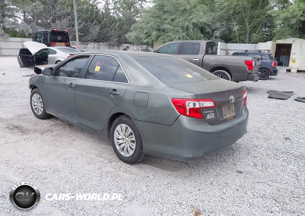 2014 Toyota Camry L VIN:4T1BF1FK1EU871068 - 3