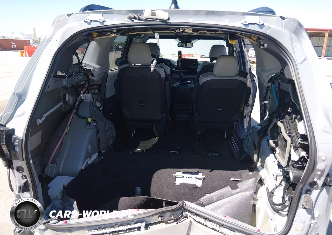2023 Toyota Sienna Xse VIN:5TDDRKEC8PS159152 - 17