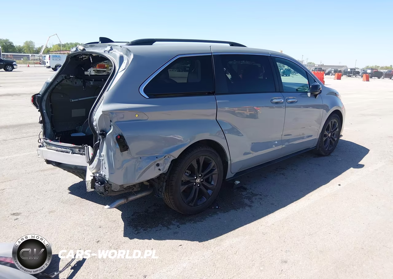 2023 Toyota Sienna Xse VIN:5TDDRKEC8PS159152 - 4
