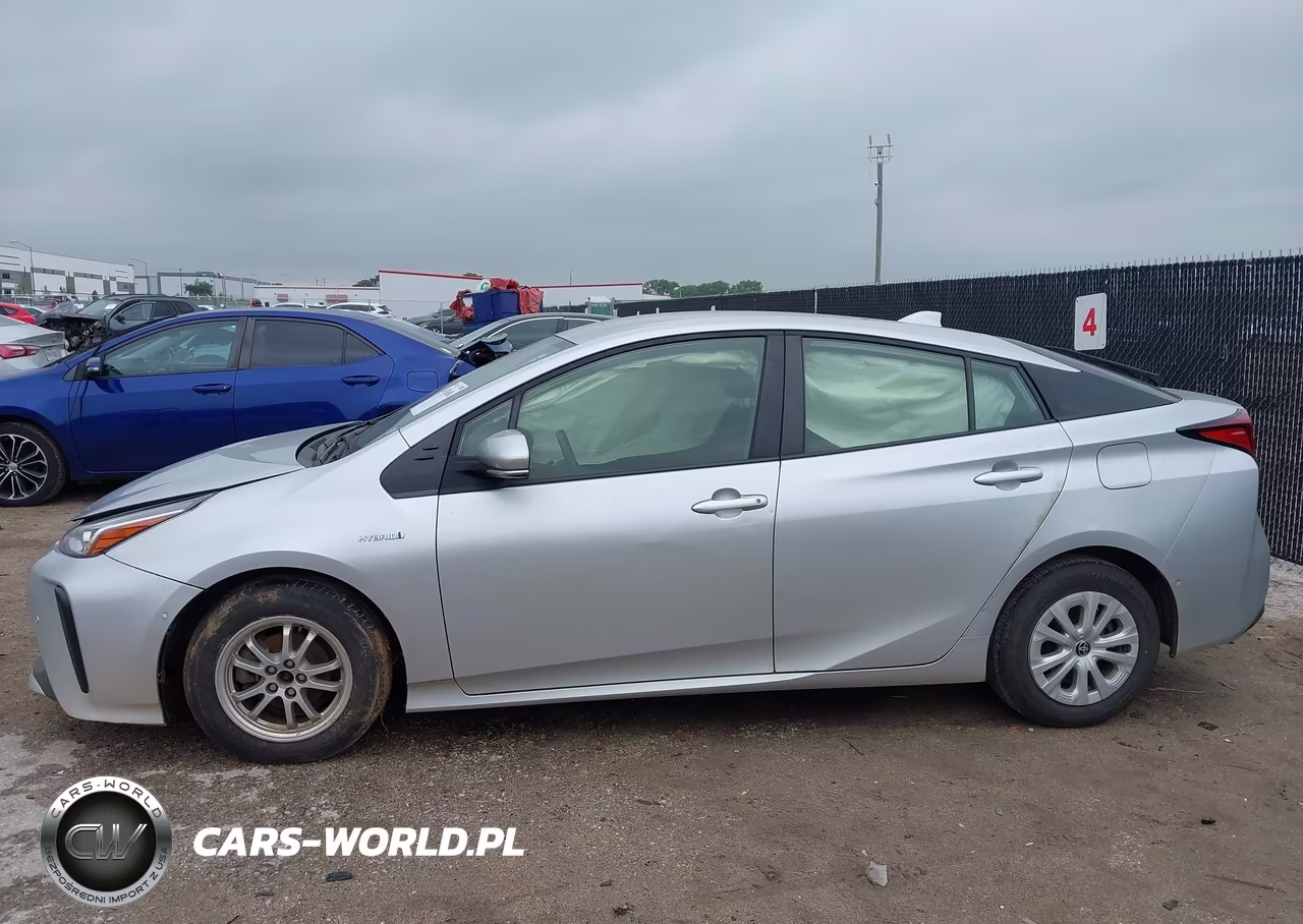 2022 Toyota Prius Le VIN:JTDKAMFU9N3168619 - 14