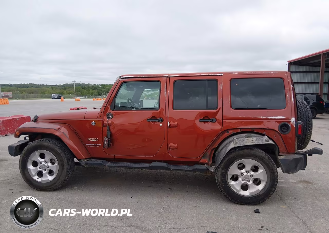 2014 Jeep Wrangler Unlimited Sahara VIN:1C4BJWEGXEL191978 - 15