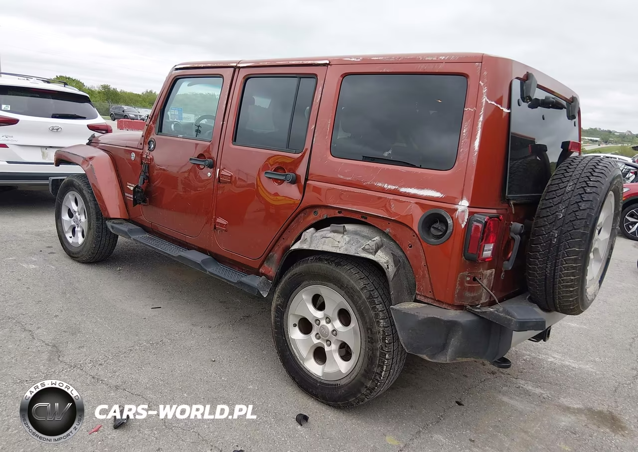 2014 Jeep Wrangler Unlimited Sahara VIN:1C4BJWEGXEL191978 - 3