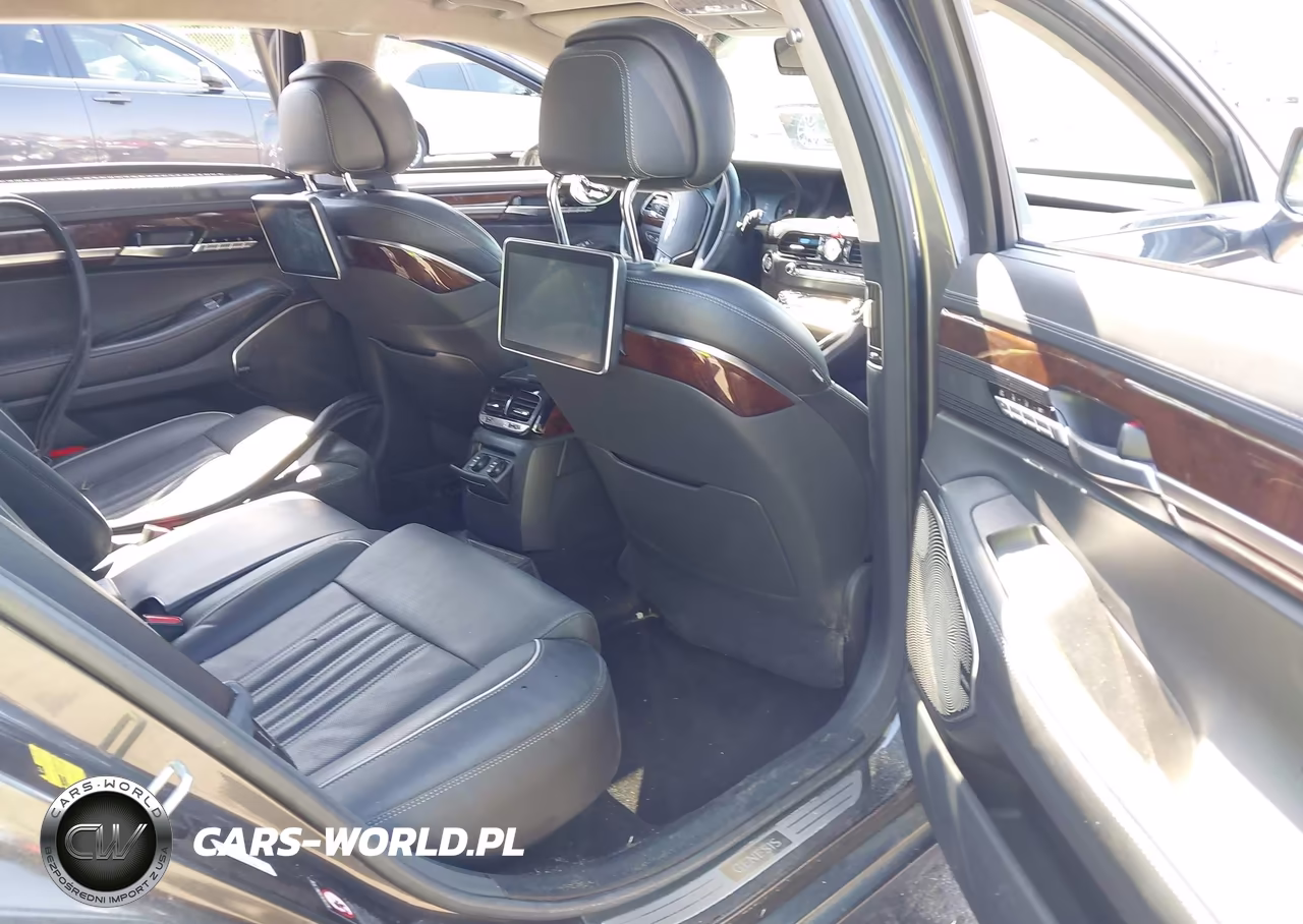 2018 Genesis G90 VIN:KMHG54JH4JU043841 - 8