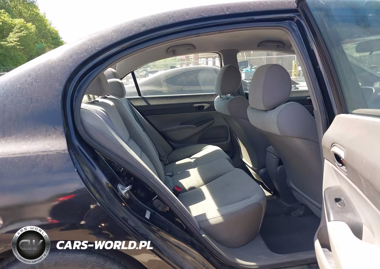 2011 Honda Civic Lx VIN:2HGFA1F57BH500401 - 8