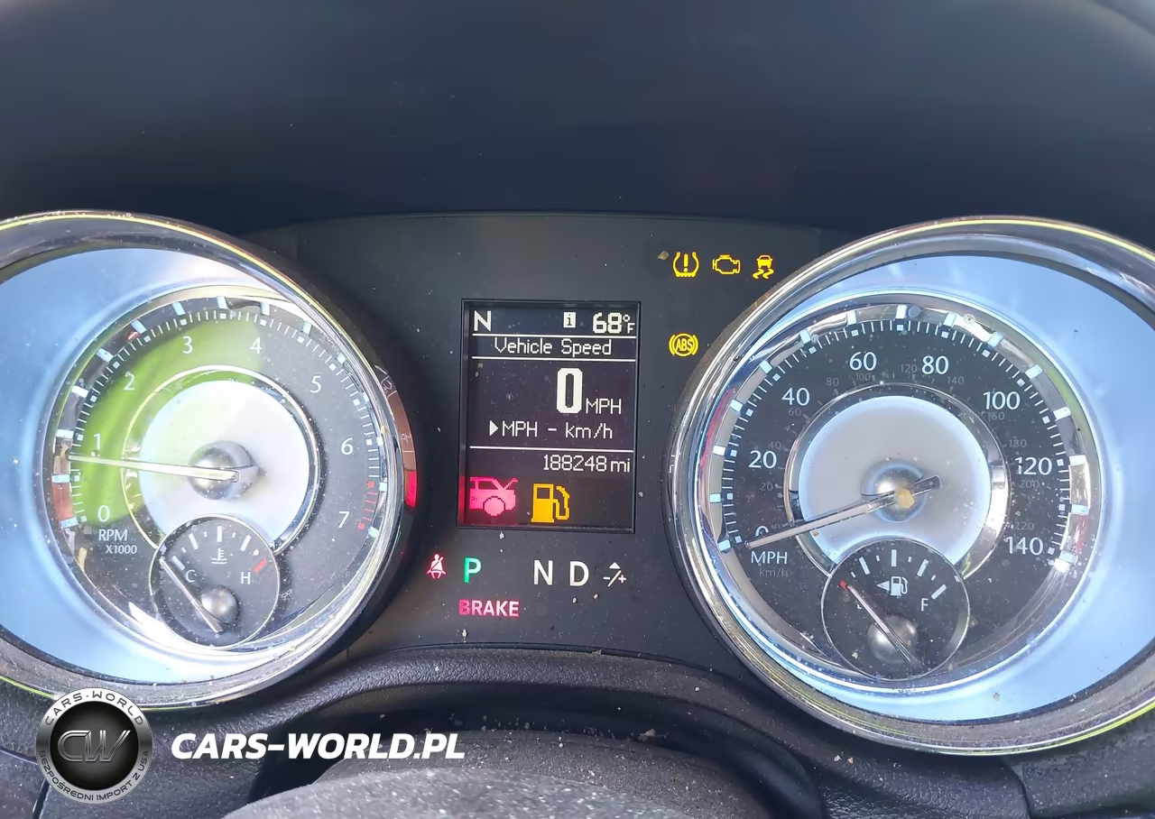 2011 Chrysler 300 Limited VIN:2C3CA5CG5BH592000 - 7
