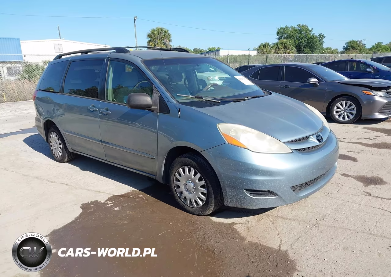 2008 Toyota Sienna Le