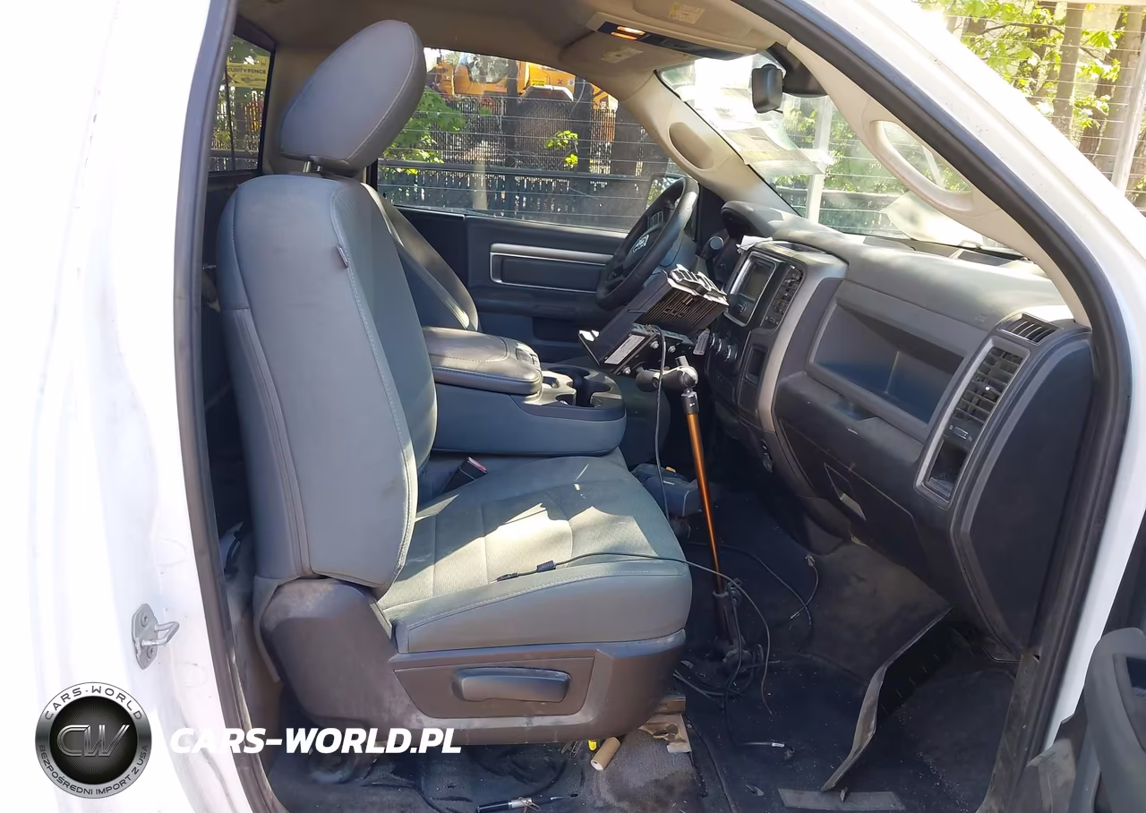 2015 Ram 1500 Tradesman VIN:3C6JR6DT2FG595124 - 5