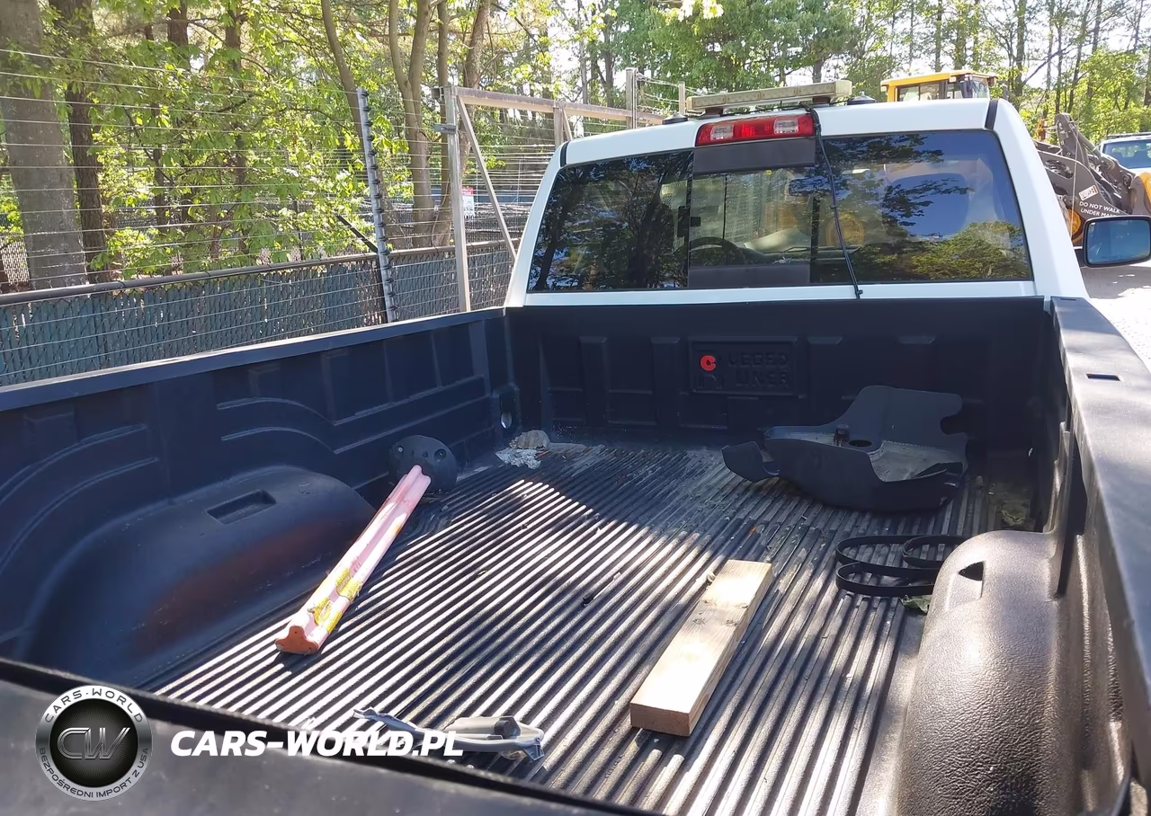 2015 Ram 1500 Tradesman VIN:3C6JR6DT2FG595124 - 8