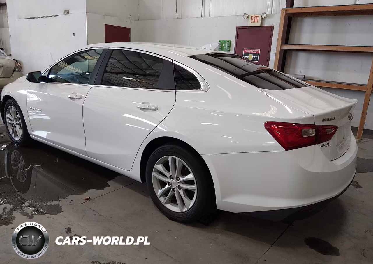 2018 Chevrolet Malibu Lt VIN:1G1ZD5STXJF176819 - 3