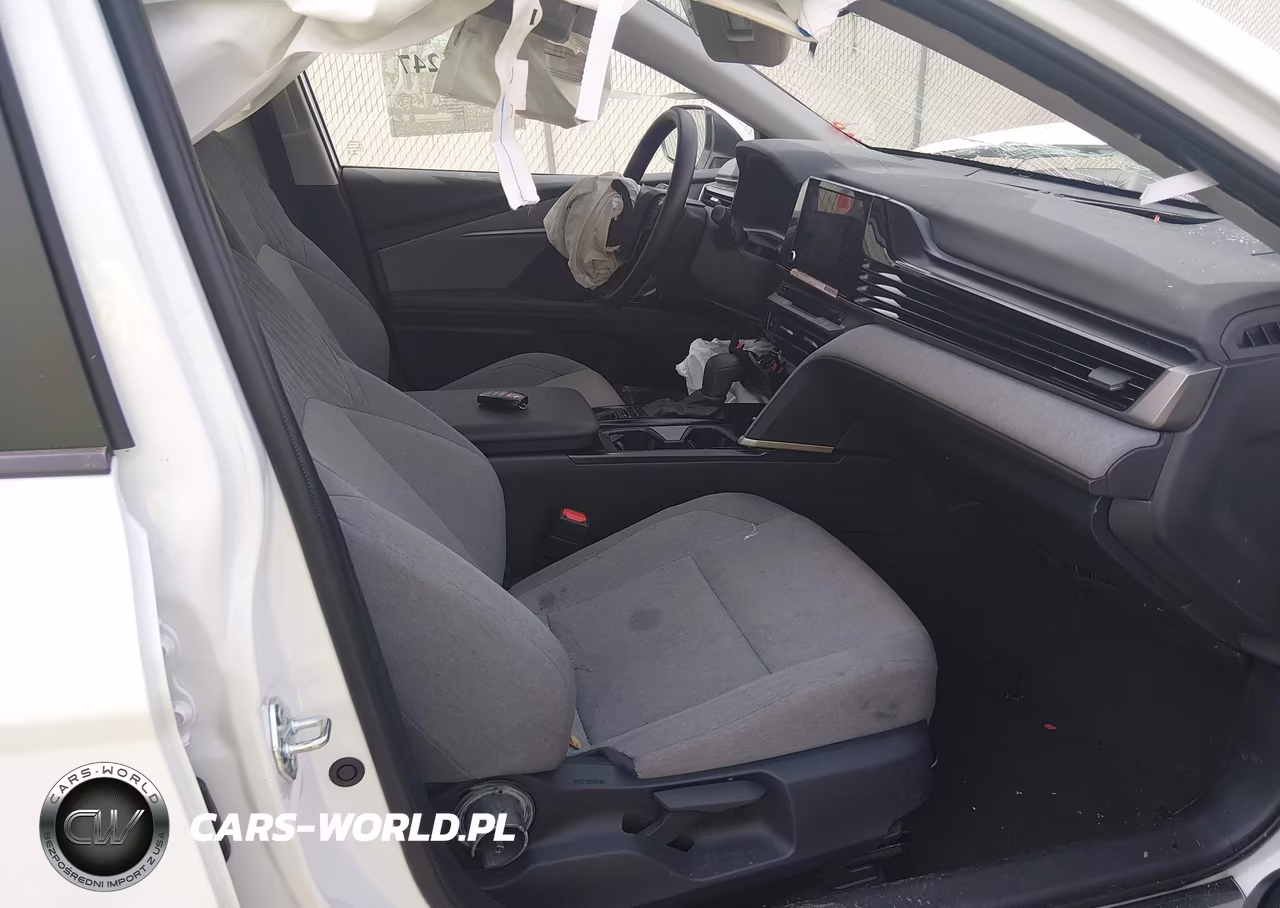 2026 Toyota Camry Le VIN:4T1DAACK9TU258012 - 5