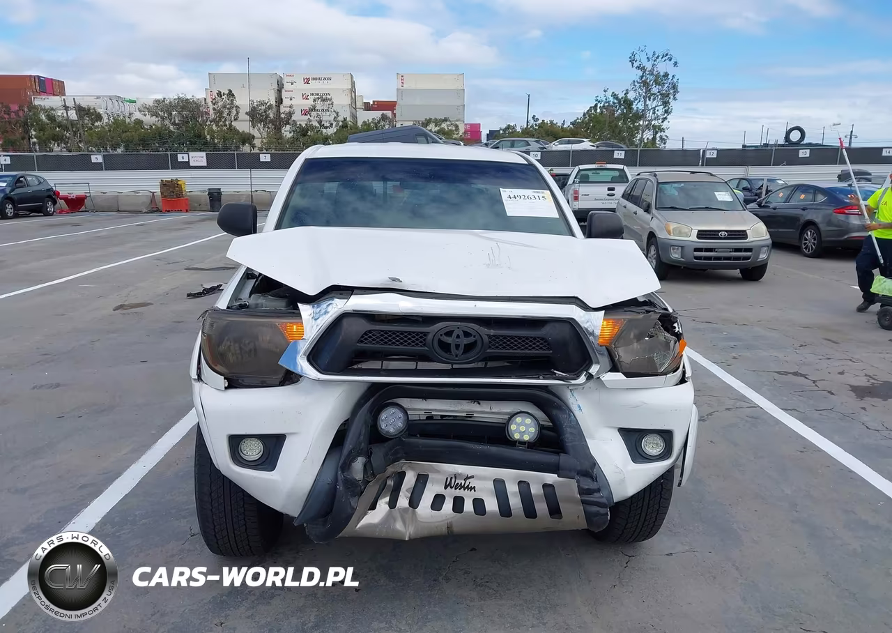 2013 Toyota Tacoma Prerunner VIN:5TFJX4GN5DX018676 - 12