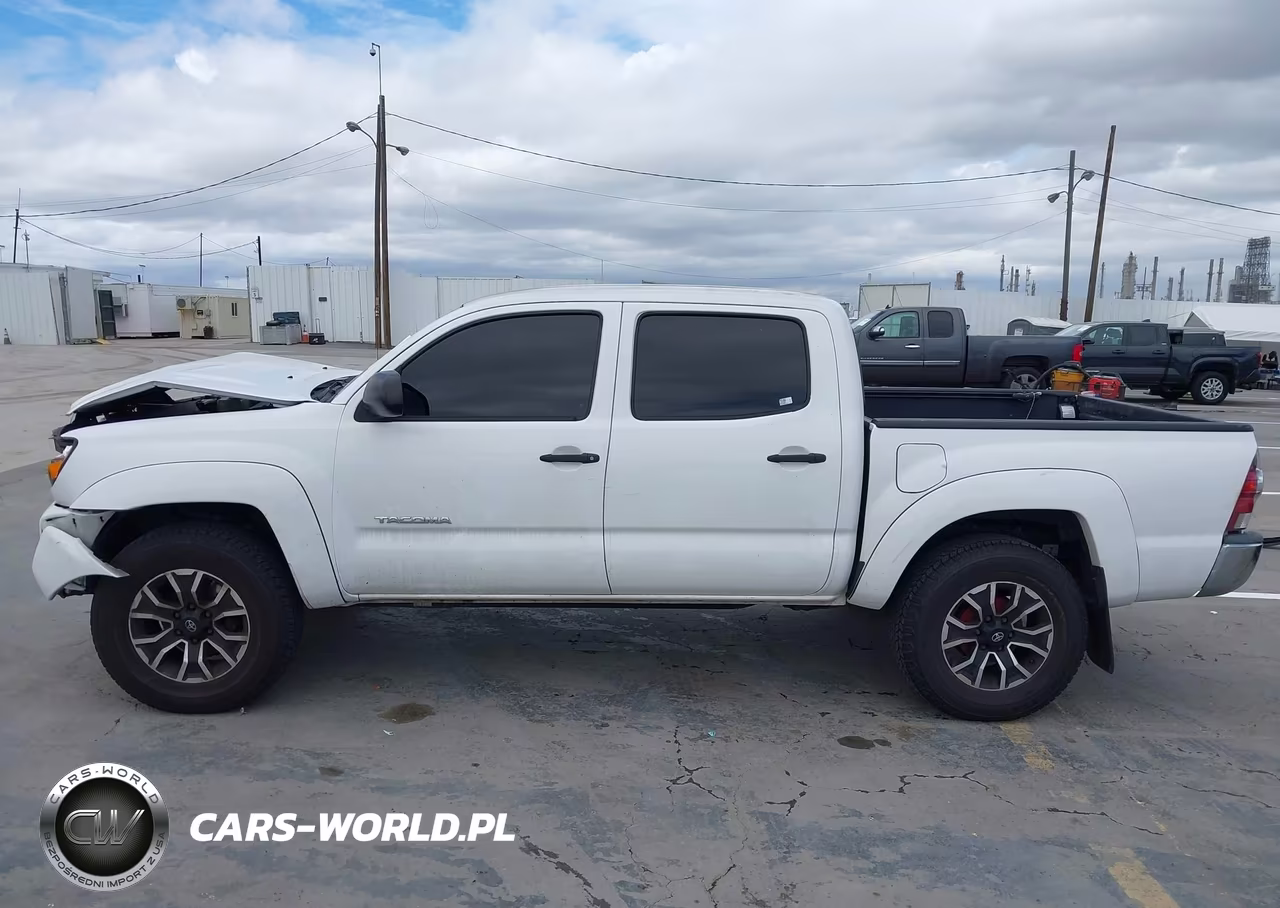2013 Toyota Tacoma Prerunner VIN:5TFJX4GN5DX018676 - 14
