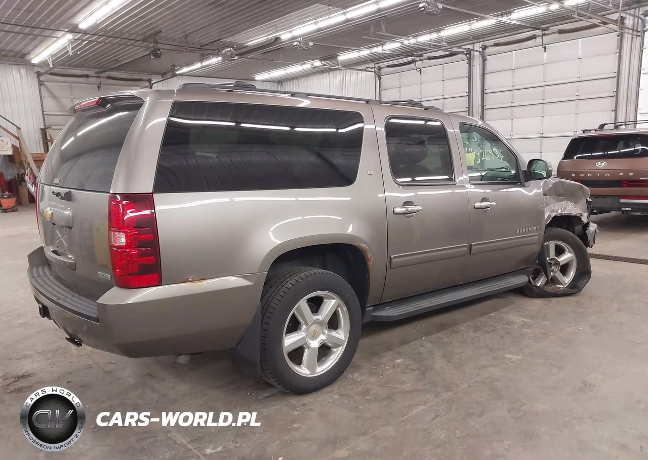 2012 Chevrolet Suburban 1500 Lt VIN:1GNSKJE74CR191668 - 4