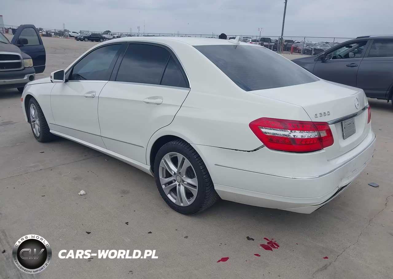 2011 Mercedes-Benz E 350 VIN:WDDHF5GB1BA308755 - 3